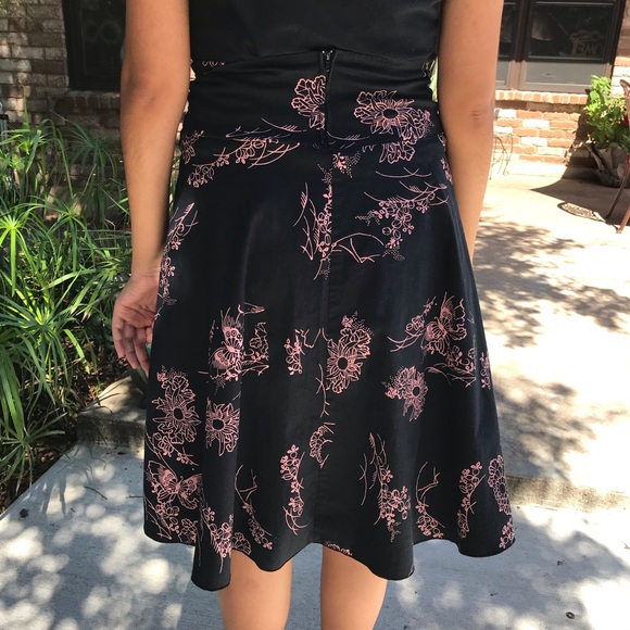 Papaya | Black A-Line Skirt with Flower Pattern - Picture 6 of 7